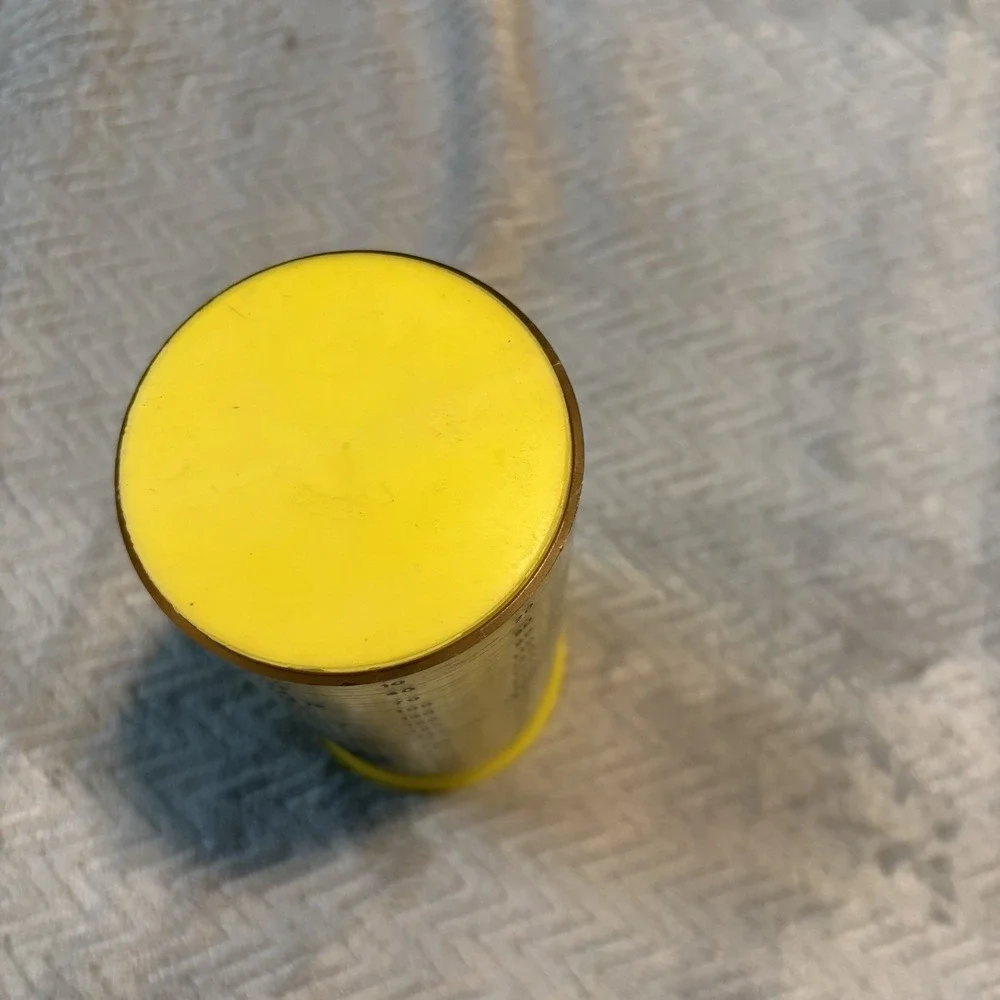 Wonder Cup vtg metric